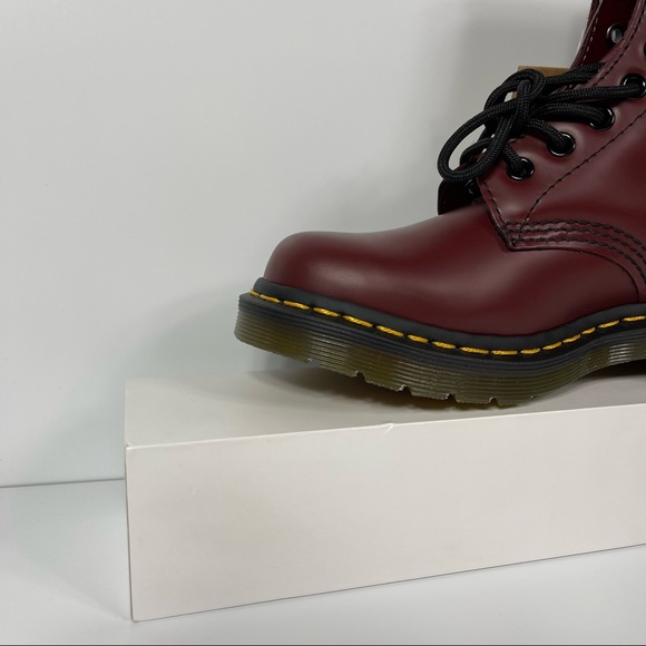 DOC 1460 WOMENS SMOOTH LEATHER LACE UP BOOTS SIZE 5 SLIP RESISTANT RED NEW - Picture 6 of 10